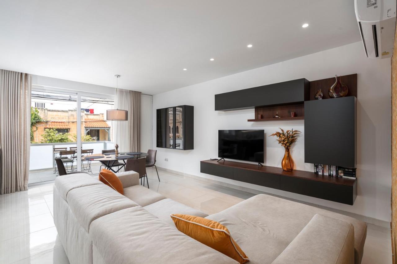 Modern 3Br Stylish Apartment With Large Balcony - Close To St Julians And St Georges Bay Is-Swieqi 外观 照片