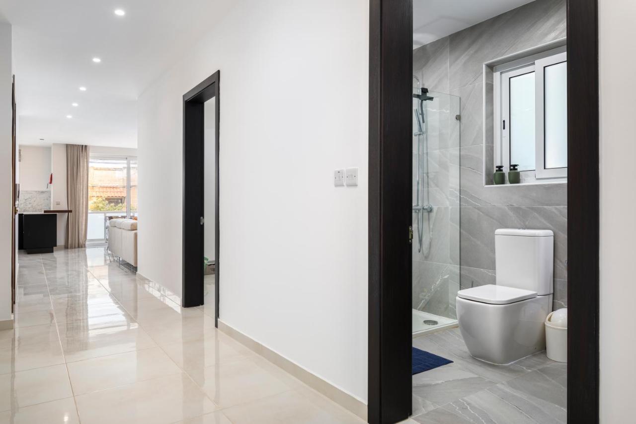 Modern 3Br Stylish Apartment With Large Balcony - Close To St Julians And St Georges Bay Is-Swieqi 外观 照片