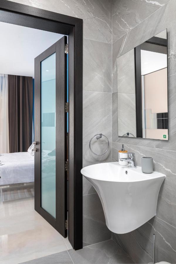 Modern 3Br Stylish Apartment With Large Balcony - Close To St Julians And St Georges Bay Is-Swieqi 外观 照片