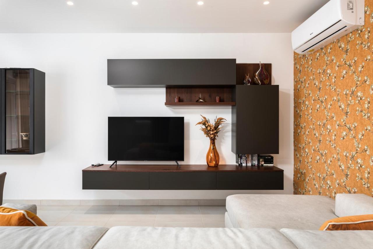 Modern 3Br Stylish Apartment With Large Balcony - Close To St Julians And St Georges Bay Is-Swieqi 外观 照片
